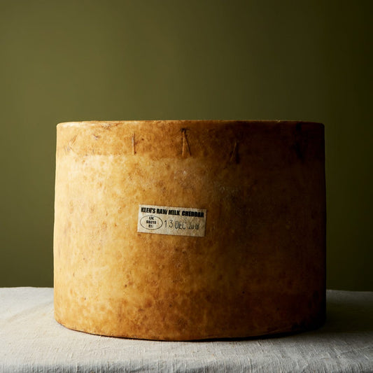 Hand-Selected Keen’s Extra Mature Cheddar