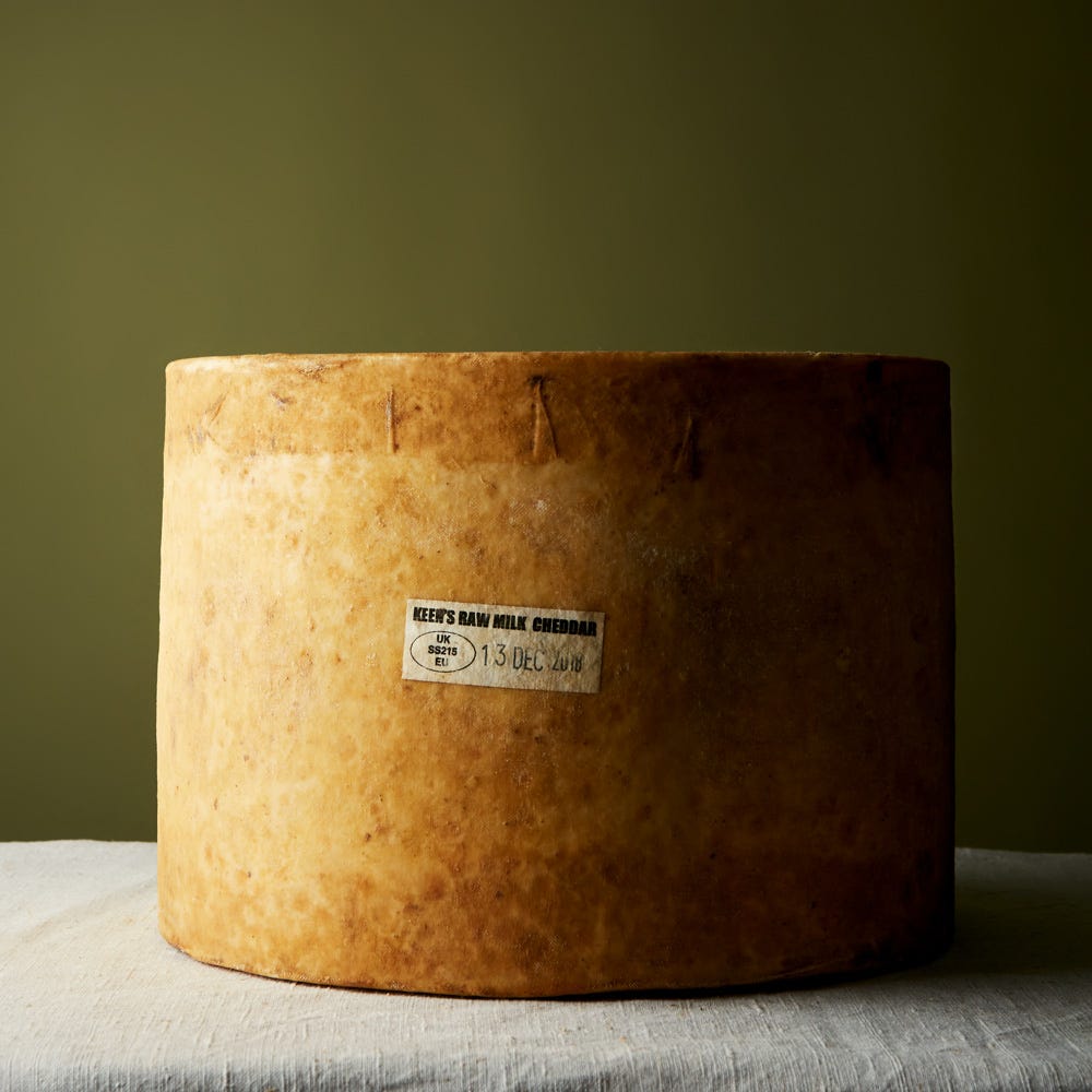 Hand-Selected Keen’s Extra Mature Cheddar